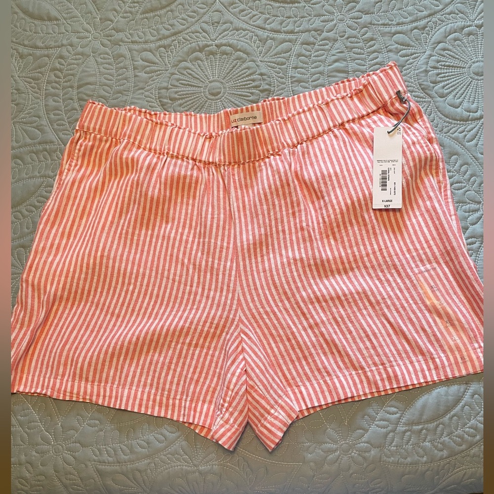 Liz Claiborne Coral/White Striped Shorts. Pockets front & Back XL New W/Tags
